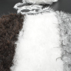 【わけあり大特価！】動物の毛のような手編み糸！ファー ホワイト (白)(50g) 手芸に適した楽しい毛糸！ 6枚目の画像