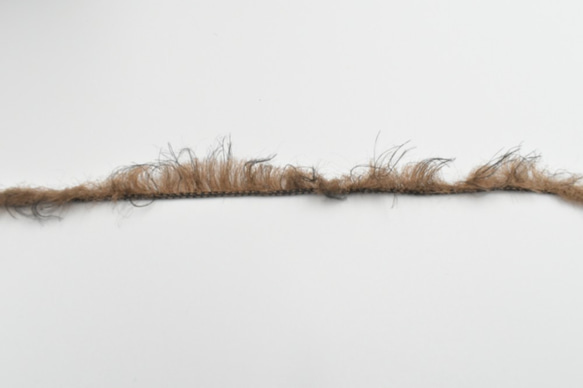【お得！】動物の毛のような手編み糸！ファー ブラウン (茶)(500g) 手芸に適した楽しい毛糸！ 4枚目の画像