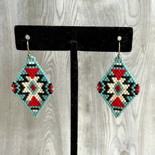 Sterlingsilver ビーズ織マルチカラーピアス&リングセット オルテガ