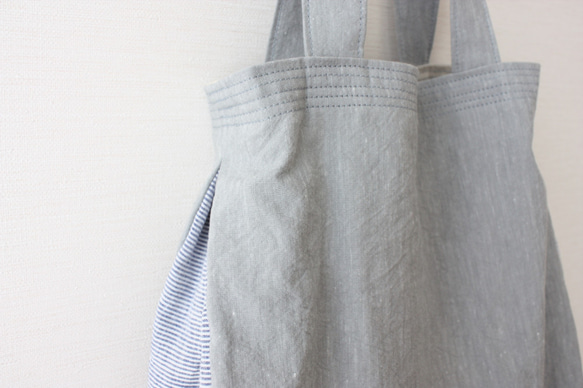 清爽的亞麻半袋（灰色×藍色邊框） 第3張的照片