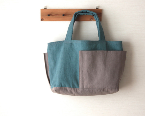 トートバッグ・POCKETS（Sサイズ/ターコイズ×モカグレー