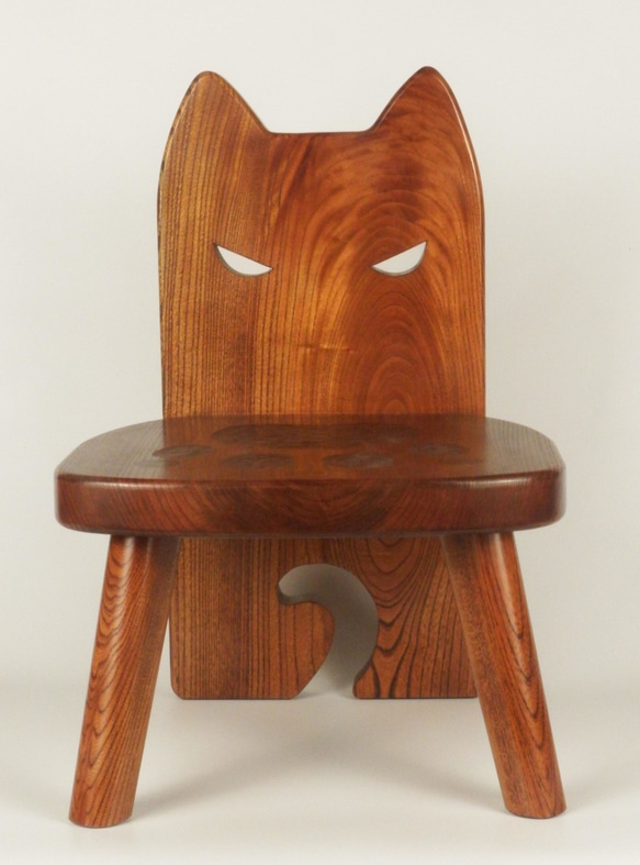 ケヤキ拭漆　子供椅子（猫）　★国内送料無料 1枚目の画像