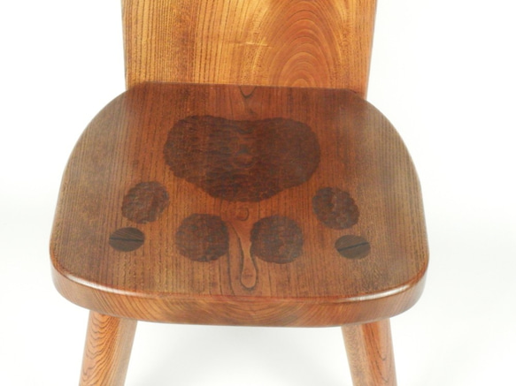 ケヤキ拭漆　子供椅子（猫）　★国内送料無料 4枚目の画像