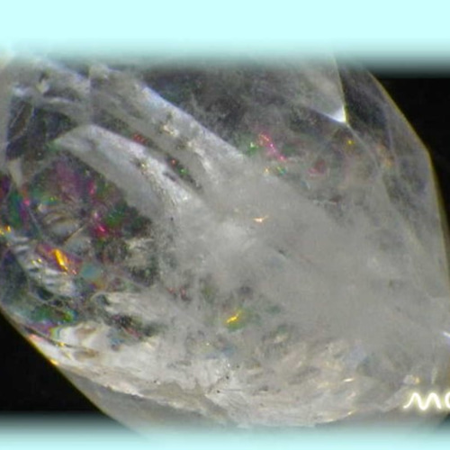 ☆七色の虹が溢れ夢と希望を叶えるアイリスクォーツ（レインボー 