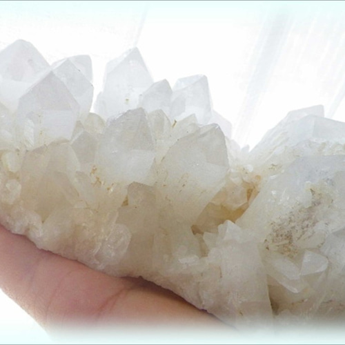 究極品質　幻のオールドストック　偉大な雪5 つの宝庫　虹のカンチェンジュンガ水晶 最高品質!ネパール産☆カンチェンジュンガ水晶（原石