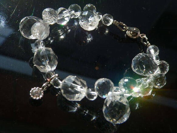 プレミアム！！最高の天然水晶オンリーで究極の水晶ブレスレット