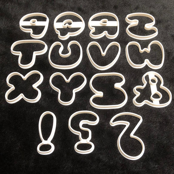 小サイズ アルファベット 数字 記号 クッキー型 お菓子 型抜き 全42文字 6枚目の画像