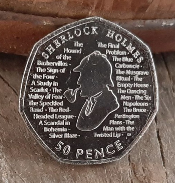 イギリス 英国 50ペンスコイン エリザベス女王 8g 27mm シャーロックホームズ Sherlock Holmes 2枚目の画像