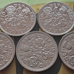 幸せのシックスペンス イギリス 1962年~1966年  5枚セット ラッキー6ペンス 英国コイン  美品 本物 1枚目の画像
