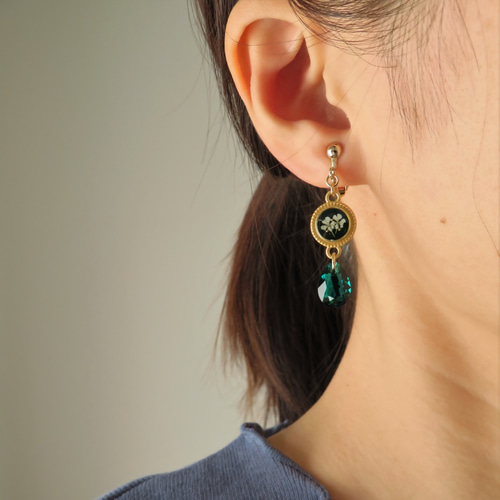 エメラルドグリーン イヤリング/ピアス イヤリング・ノンホールピアス