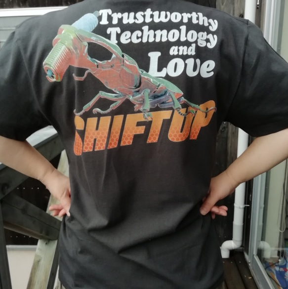 クワガタ スラウェシオオヒラタクワガタとプラグ/墨        Ω 人気・おすすめ｜使いやすい・旅行におすすめ 品質保証 全国発送