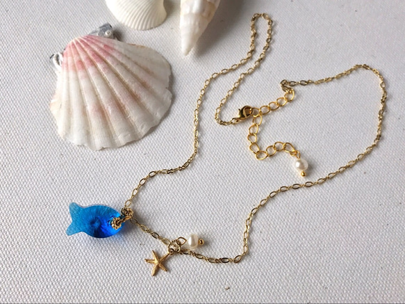 送料無料】スワロフスキークリスタル＊魚とチャームのネックレス