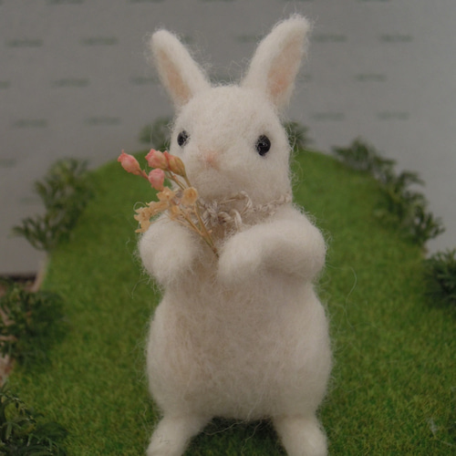 花持ちうさぎ 羊毛フェルト 華梨 通販｜Creema(クリーマ) 1616132