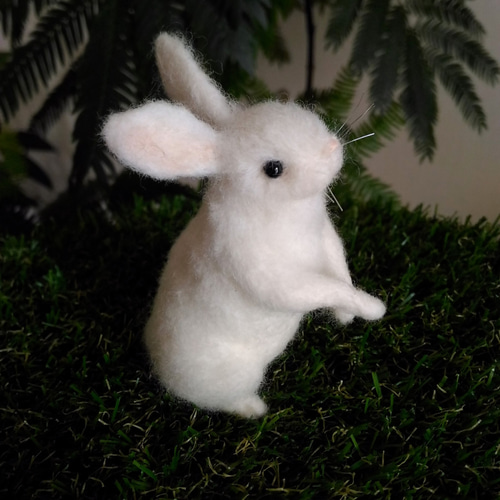ニードルフェルト＊植毛しろうさぎ 羊毛フェルト 華梨 通販 2618074