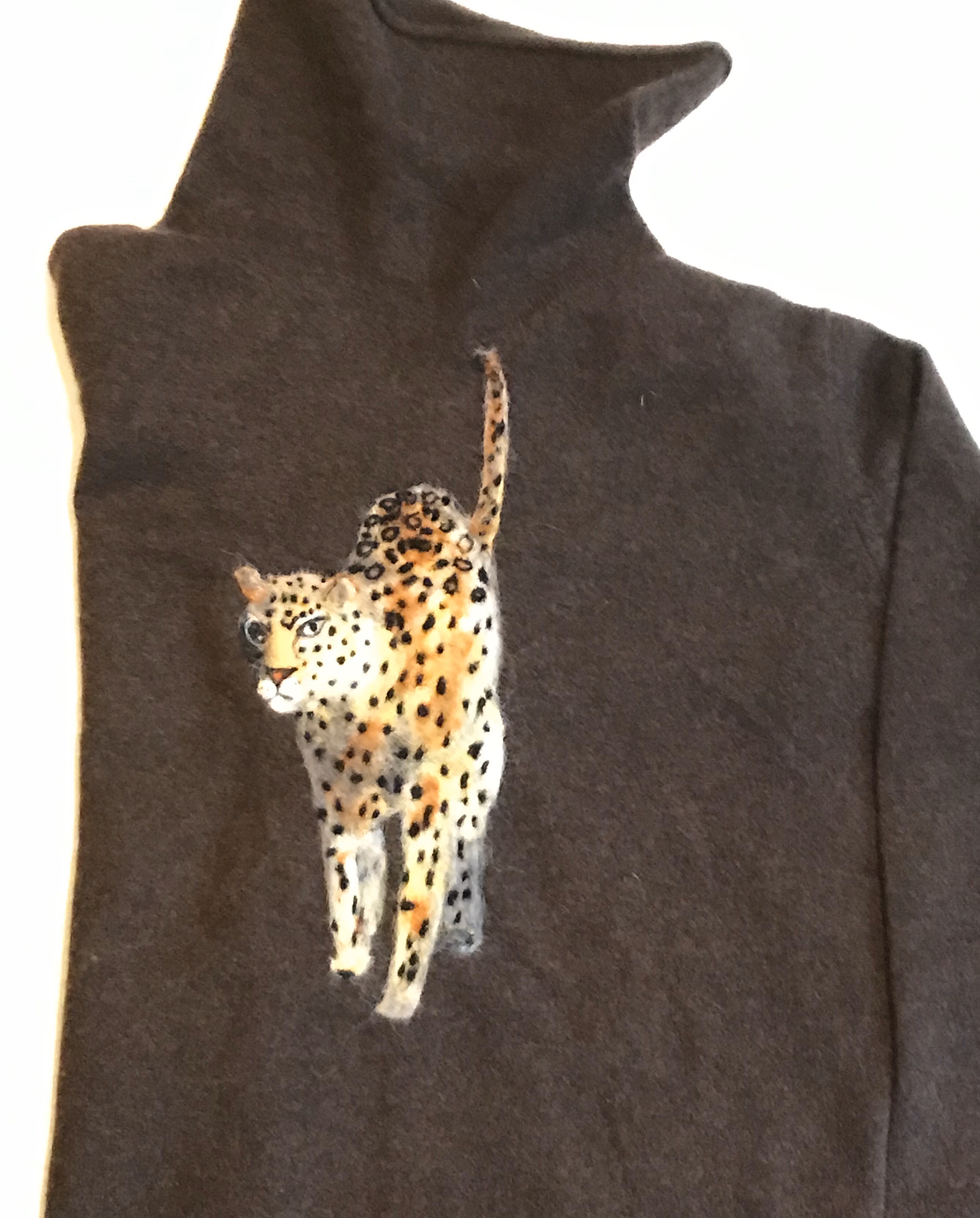 受注制作　お絵描き刺繍　大: お手持ちのニットに羊毛で刺繍をいたします。（中サイズ2つもこちらです。)