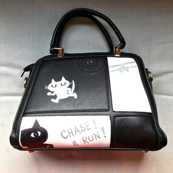 ゾロ 白黒「サスペンス」ハンドバッグ version1 1枚目の画像