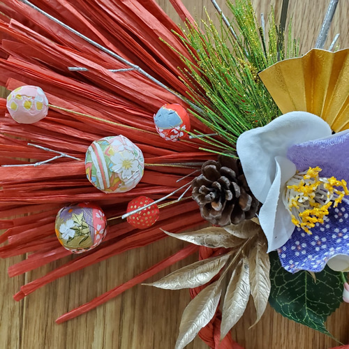 〔58〕布リース お正月飾り (パープル・エンジ 獅子) 58〕布リース お正月飾り (パープル・エンジ 獅子)