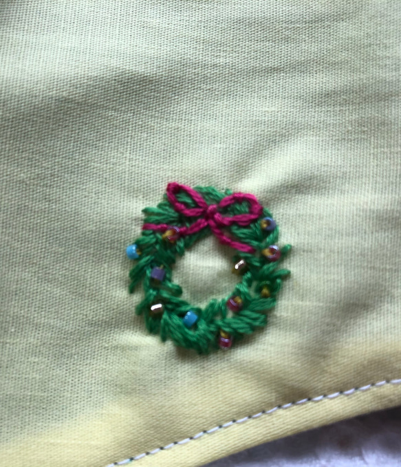 【受注製作】刺繍入り立体マスク☆クリスマス 2枚目の画像