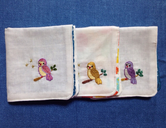 ダブルガーゼの刺繍ハンカチ☆梟と夜空 5枚目の画像