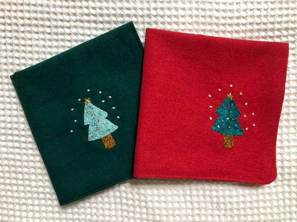 コットンの刺繍ハンカチ☆ホワイトクリスマス 4枚目の画像