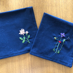 【受注製作】刺繍の大判ハンカチ☆アネモネ 3枚目の画像