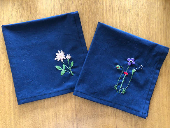 【受注製作】刺繍の大判ハンカチ☆アネモネ 3枚目の画像