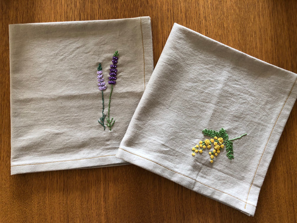 【受注製作】刺繍の大判ハンカチハンカチ☆ルピナス 3枚目の画像