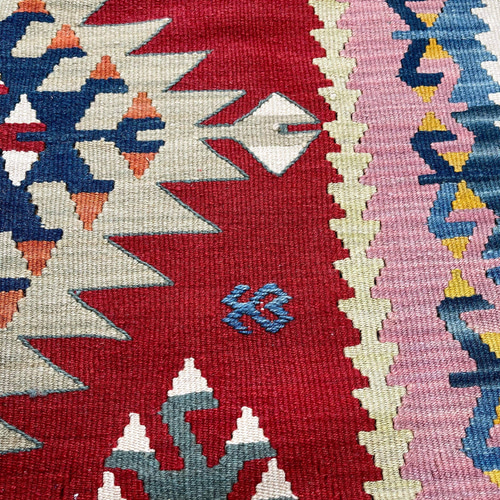 作り手の工房名入り”トルコ ヴィンテージオールドキリムラグ red