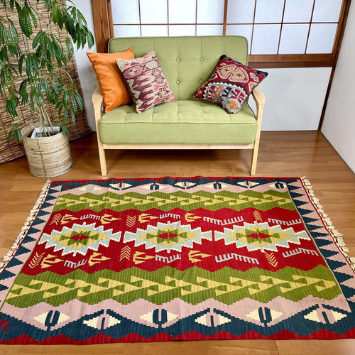 vintage floor cushionグリーンベージュ