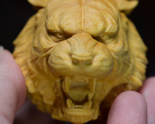 木彫動物 彫刻工芸品 虎头 飾り置物 精密細工 彫刻 杏子の手作り