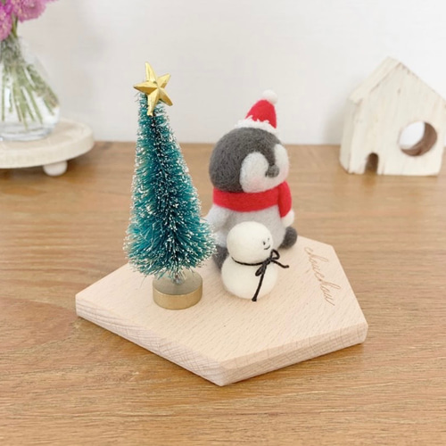 送料無料 羊毛フェルト ペンギン クリスマス サンタクロース