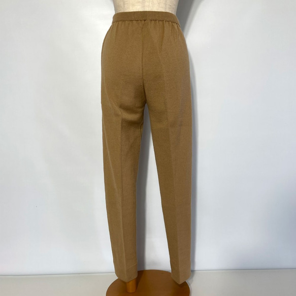 ニット スリムスラックスパンツ ベージュ　134 BEIGE SLIM SLACKS 4枚目の画像