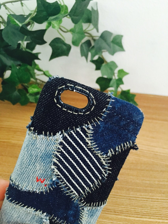 DENGLI./denim patchwork smartphone case/smartphone case/牛仔布/手縫/軟 第4張的照片