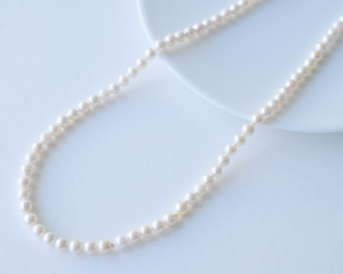 50%OFFセール】We are pearls_ロング（白パールのみ/グレーパール完売 