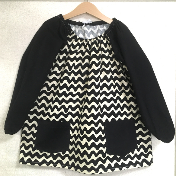 受注制作】 ハンドメイド キッズ スモック なみなみ柄 北欧風  