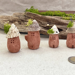 北欧の小さなお家 のっぽS（ココアブラウン）〜プリザーブドモス＆フラワーの貝殻オブジェ 6枚目の画像