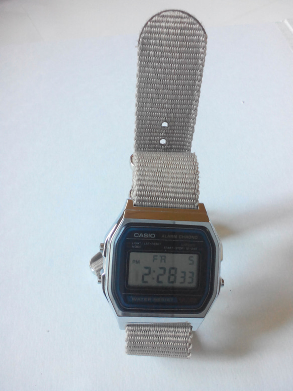 腕時計 チープカシオ CASIO  NATO風 カスタマイズ 交換ベルト  色の選択自由 1本売り 4枚目の画像