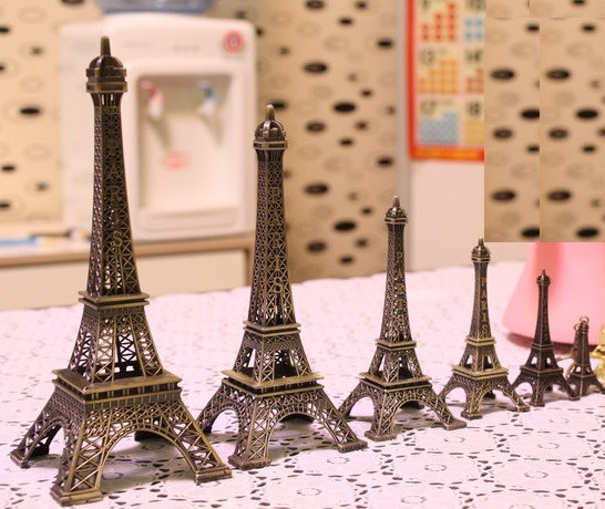 エッフェル塔　パリ　置物