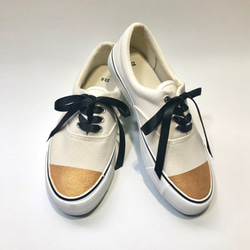 雙色甲板鞋（白色 x 橡膠金色）中性 22.0cm ~ 29.0cm 第2張的照片