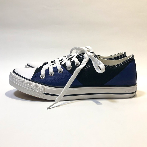 黑色 x 海軍藍雙色低幫運動鞋 (22.0cm〜30.0cm) 第4張的照片