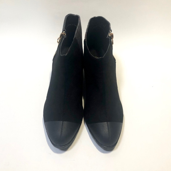 “實品 SALE 3000 日元折扣，S 碼”雙色側拉鍊靴（W 黑色 x 格倫格紋） 第3張的照片