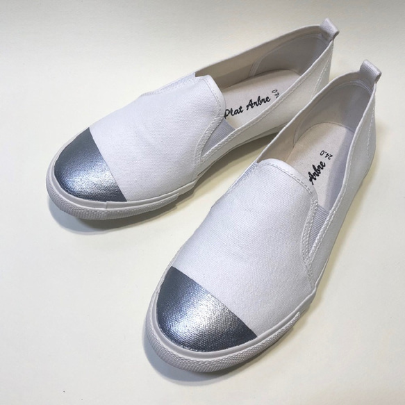 輕盈一腳蹬 (白色 x 橡膠銀色) 19.0cm - 30.0cm 半定制 第3張的照片