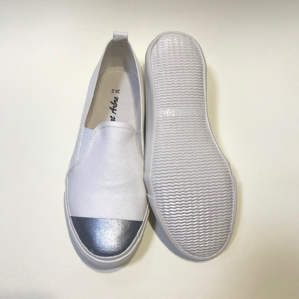 輕盈一腳蹬 (白色 x 橡膠銀色) 19.0cm - 30.0cm 半定制 第5張的照片