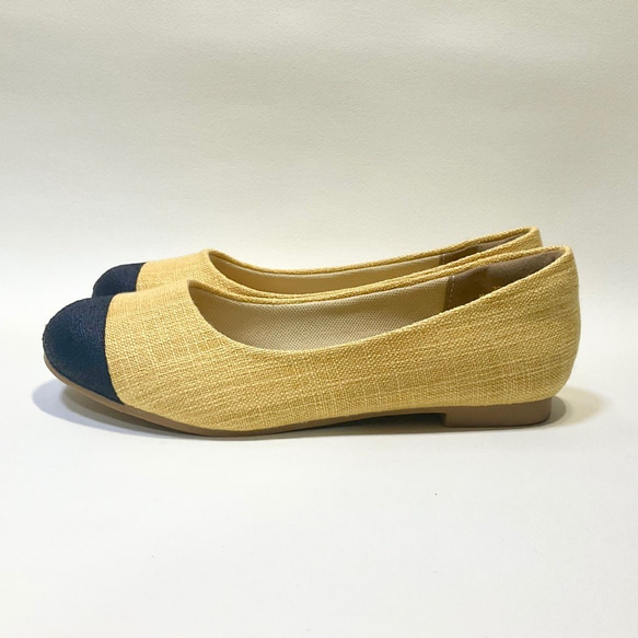 寬敞的 3E♪ 寬底雙色淺口鞋（藤黃色 x 黑色） 腳趾顏色可變 23.0cm 第3張的照片