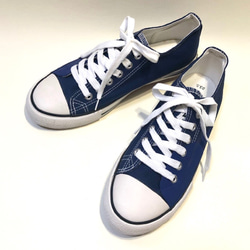 幾何雙色低幫運動鞋（深藍 x 啞光深藍）22.0cm〜30.0cm 第3張的照片