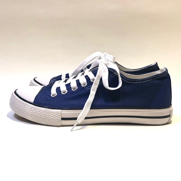 幾何雙色低幫運動鞋（深藍 x 啞光深藍）22.0cm〜30.0cm 第4張的照片
