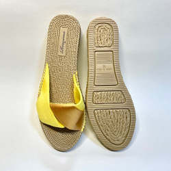 “New SALE”超級推薦，因為它的重量出奇的輕 ♪ 黃麻風格雙色平底涼鞋（芥末 x 青銅） M / XL 第5張的照片