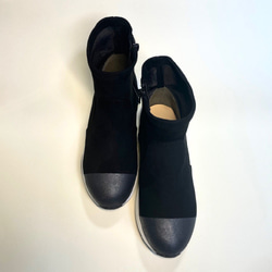 時尚雙色運動鞋靴 （黑色 x 黑色銀） L 尺寸 第2張的照片