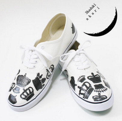 王冠柄ハイカットスニーカー 4,930円