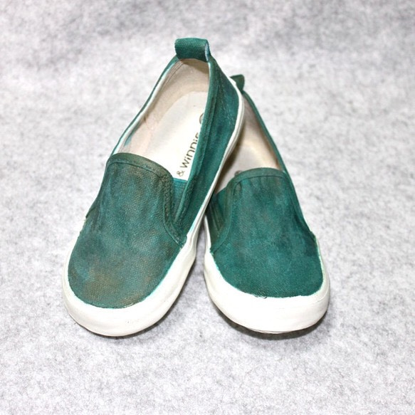 「銅綠」鏽色意象鞋 第3張的照片